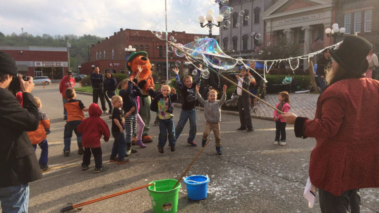 Appalachian Spring on the Nelsonville square (2014)